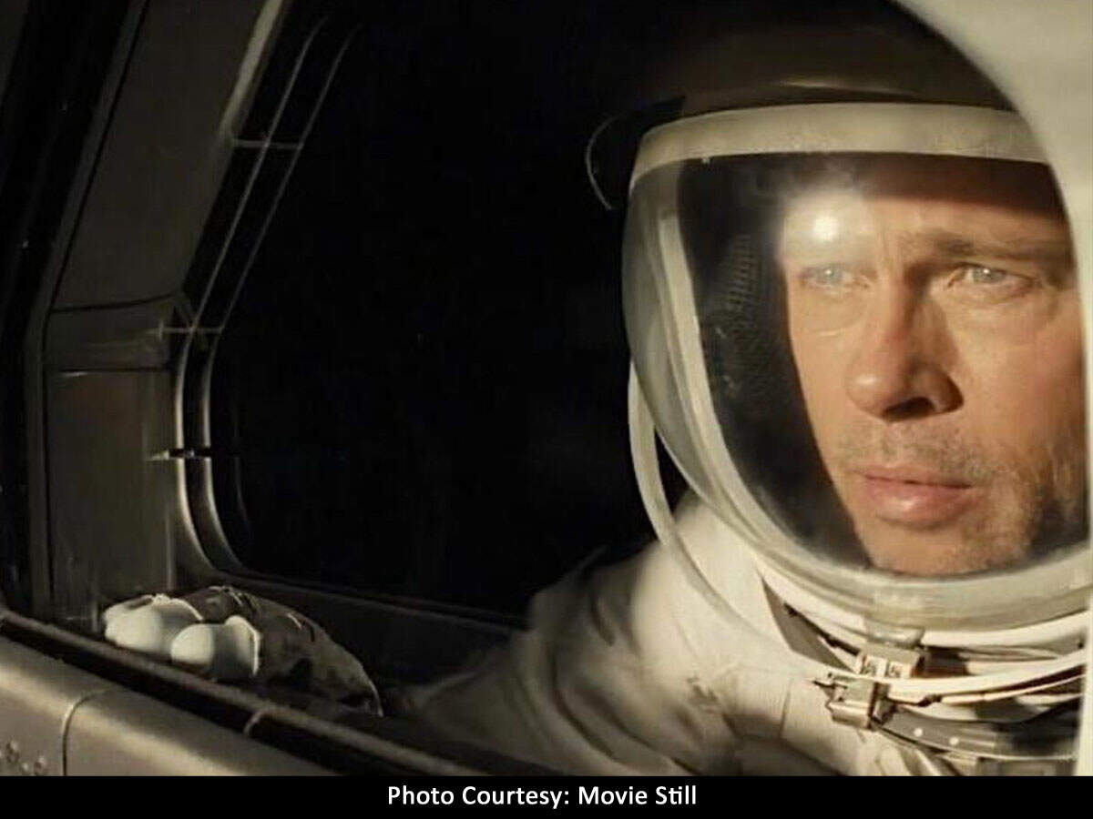 Brad Pitt Asks Iss Astronaut About India's Chandrayaan-2 Lander Vikram | English Movie News