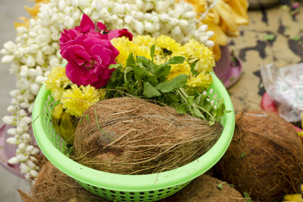 Aadi Perukku festival and its bizarre ritual of breaking coconut on devotees’ head