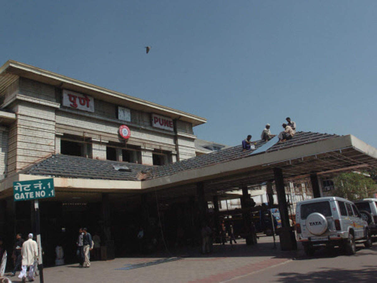 Pune Railway Station Direction Railways Closes One Entry Gate At Pune Station, Passengers Miffed | Pune  News - Times Of India