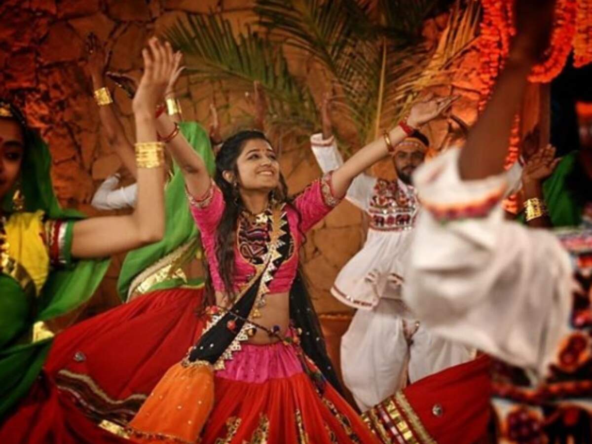 Aarohi Patel wishes Navratri with a still from 'Jay Maa Bhadrakali' | Gujarati Movie News - Times of India Aarohi Patel wishes Navratri with a still from 'Jay Maa Bhadrakali' | Gujarati Movie News - Times of India