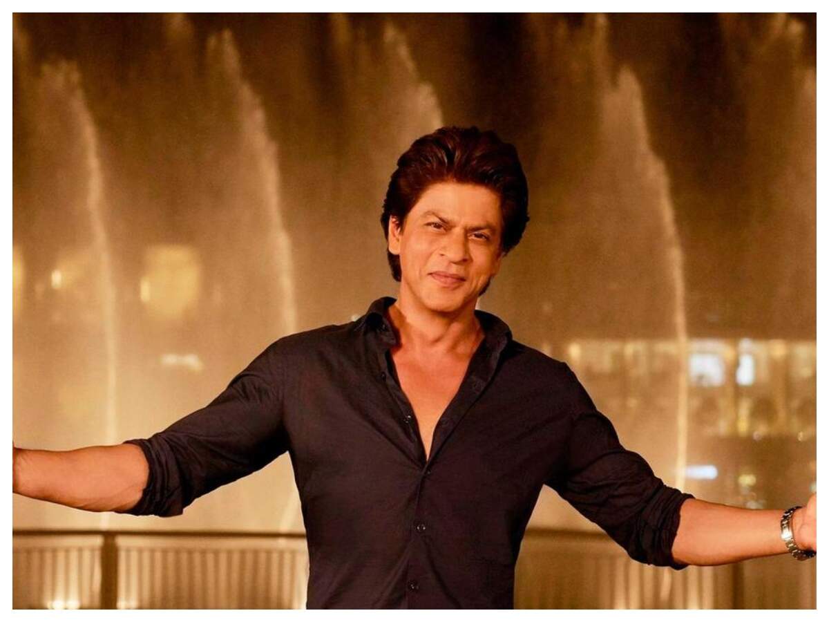 Ahead Of Shah Rukh Khan S Birthday Next Month Fans Trend