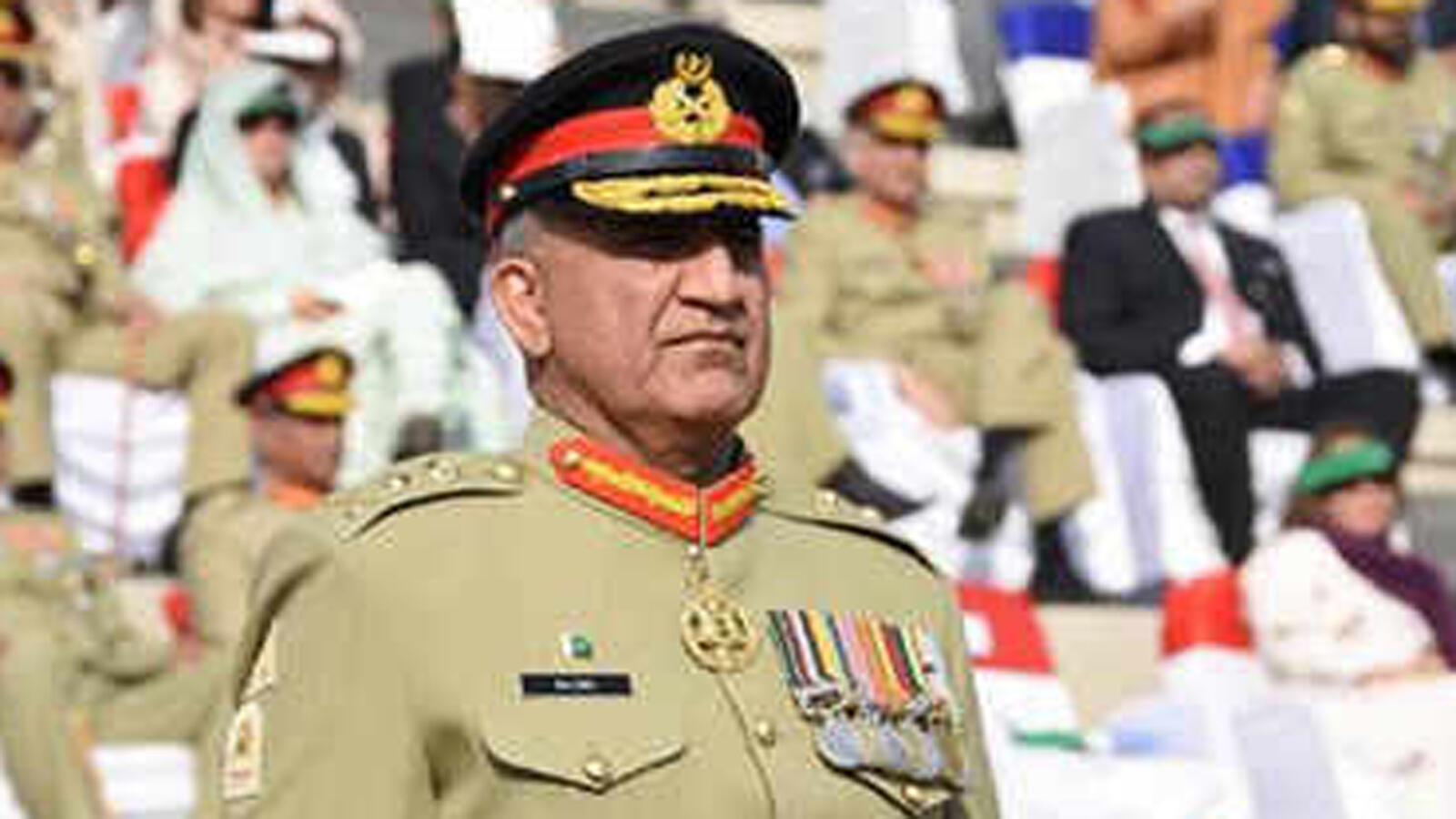 Pakistan Army chief Qamar Javed Bajwa holds meetings with business ...