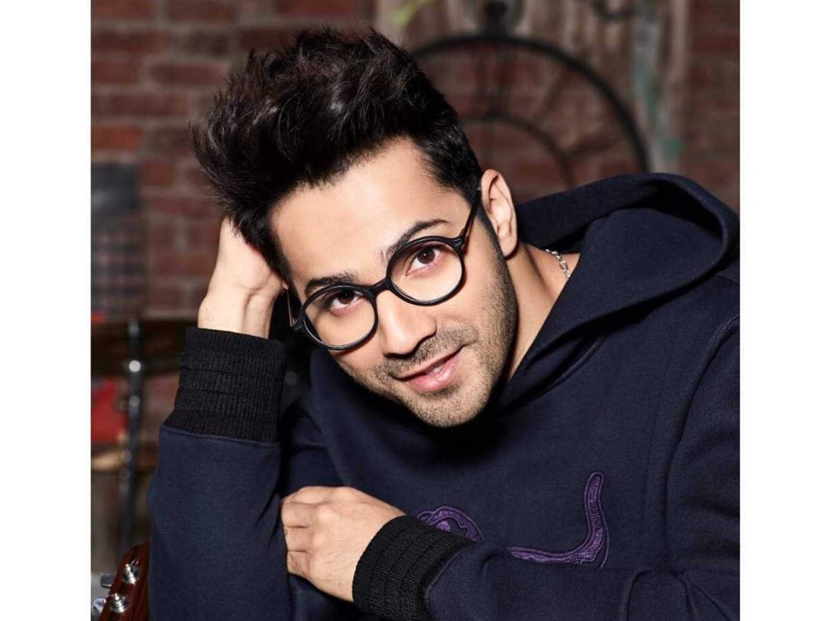 Photo: Varun Dhawan looks stunning in specs as he gets ready for the  weekend | Hindi Movie News - Times of India