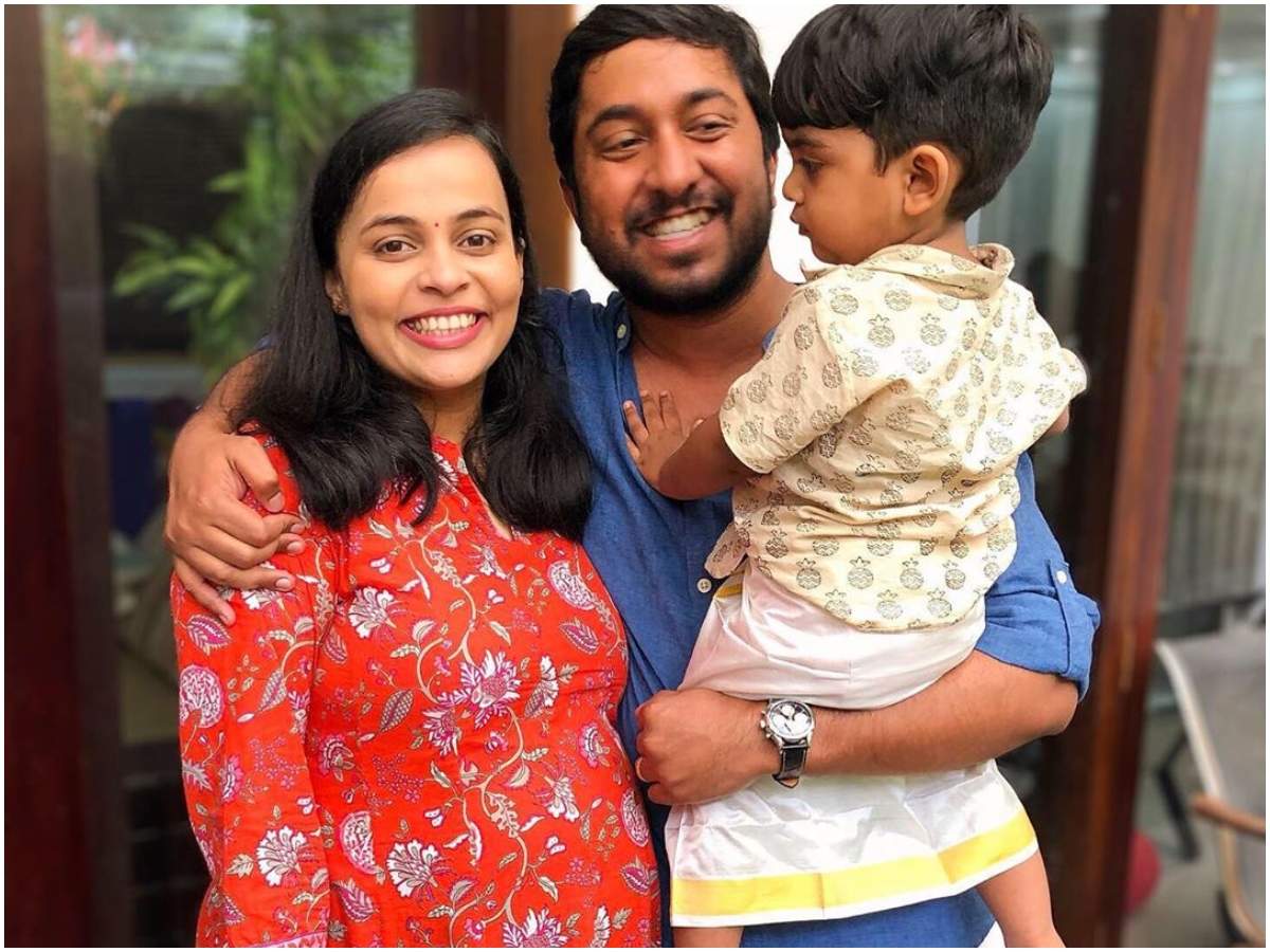 Vineeth Sreenivasan And Divya Blessed With A Baby Girl Malayalam Movie News Times Of India