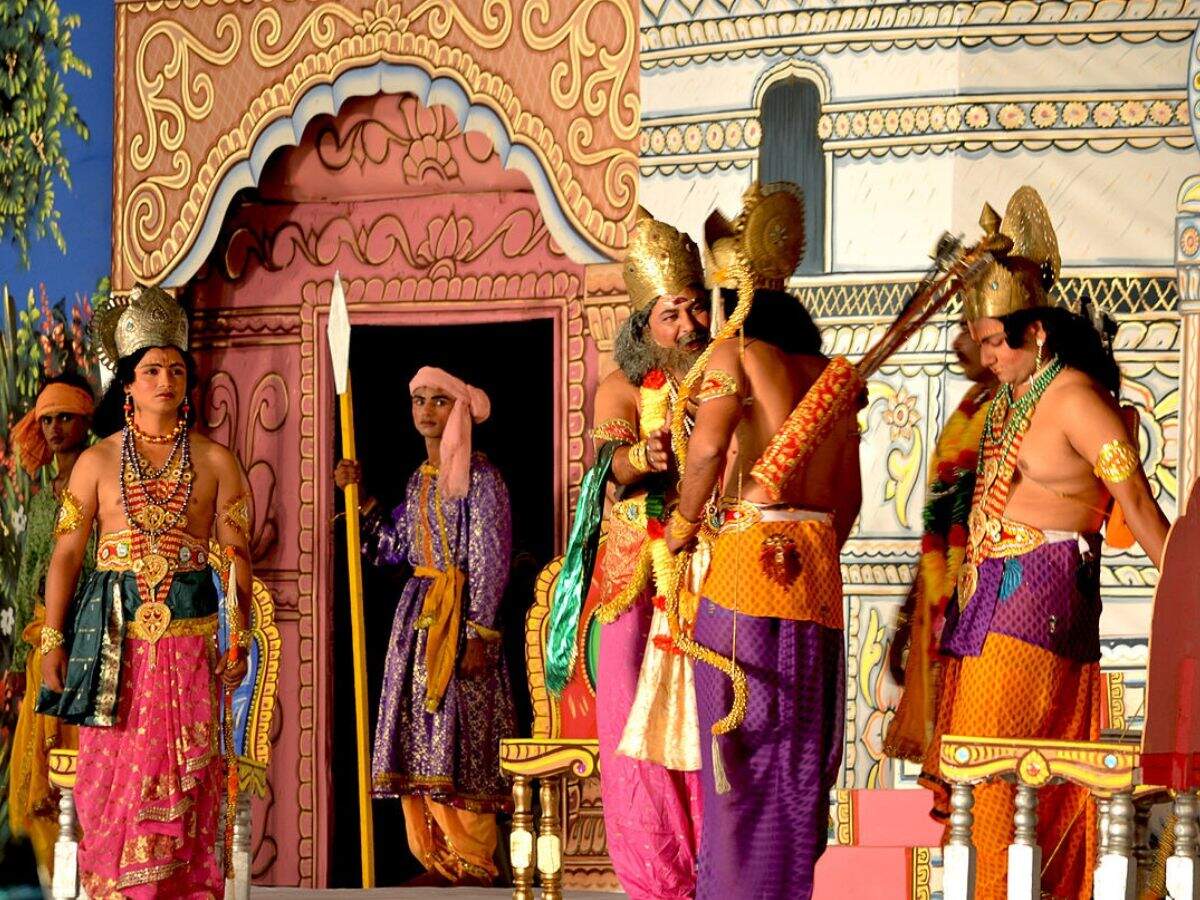 Happy Dussehra 2019: Wishes, Messages and more
