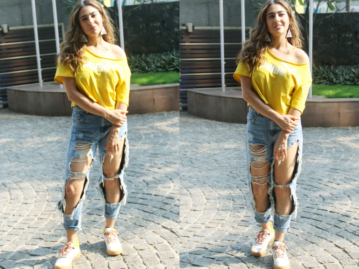 ripped jeans trend