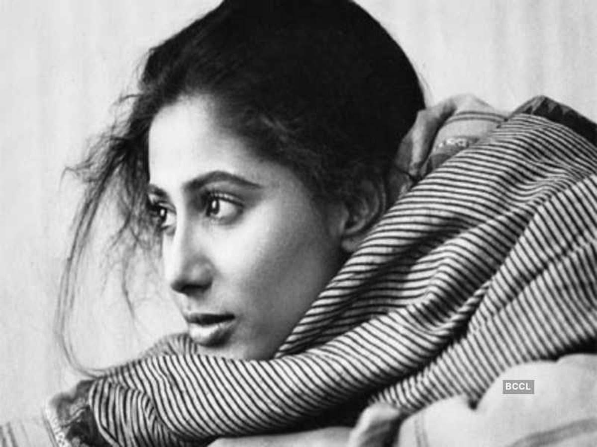 Celebs recall Smita Patil on her 64th birth anniversary | Hindi Movie News - Times of India