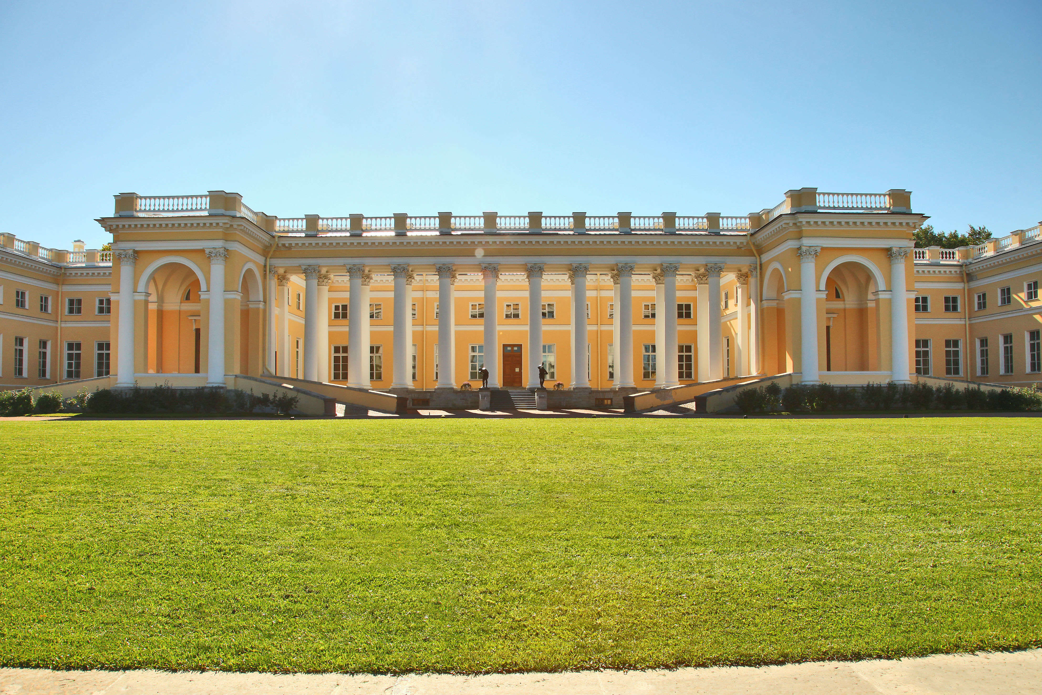 The opulent Alexander Palace of Saint Petersburg is to reopen in 2020