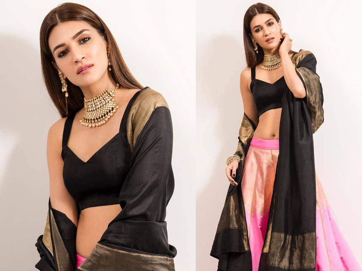 Kriti Sanons Lehenga Choli Combination Is Perfect For Your Friends Wedding Times Of India
