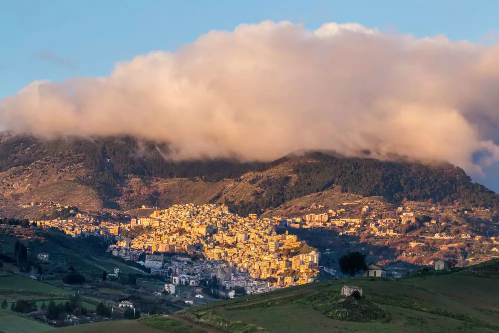 This Italian town is offering houses for free to save the place from depopulation
