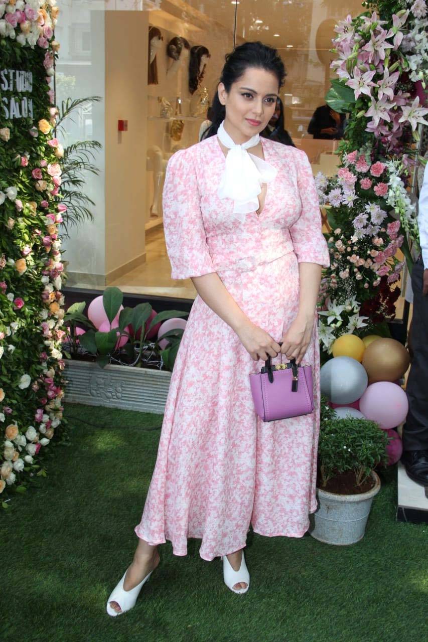 femina flaunt handbags