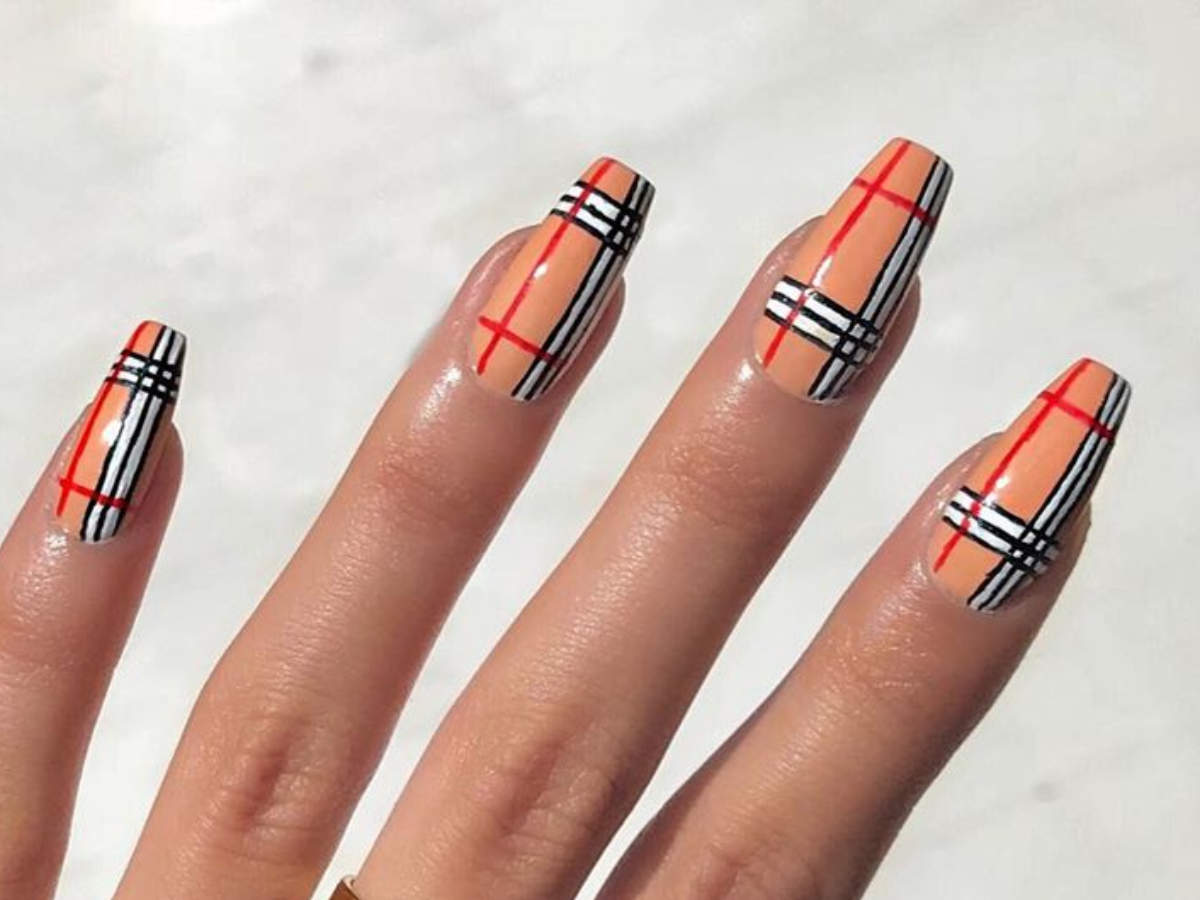 melon licens Kamp From Chanel to Gucci: Brand logo nail art is the latest manicure trend you  need to try - Times of India