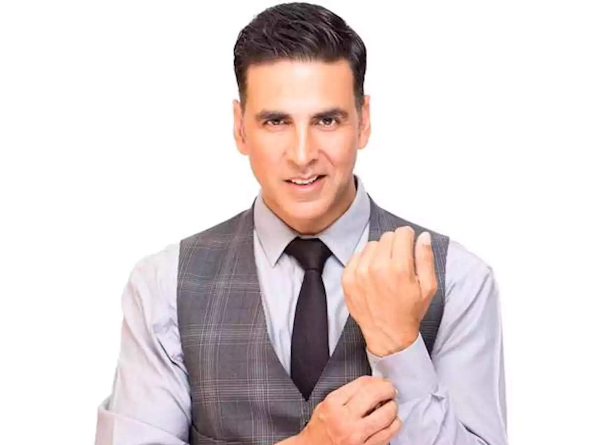 Akshay Kumar to become the FIRST Bollywood actor to reach the Rs ...
