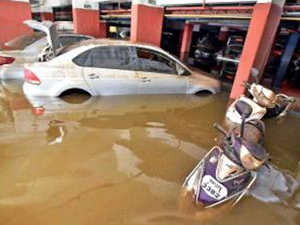 <p>The corporators have proposed to start the scheme with the people who suffered the brunt of the flash flood in September<br></p>