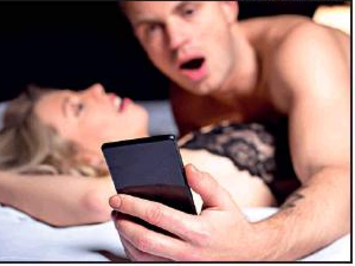 Bingeing on porn can kill sex life with partner - Times of India