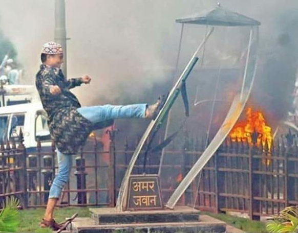 fact check 2012 photo of muslim youngsters vandalizing amar jawan memorial shared in connection with caa times of india vandalizing amar jawan memorial