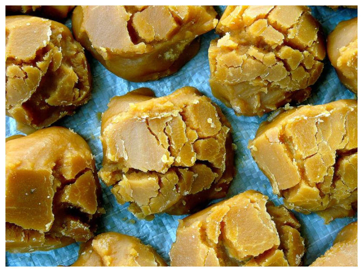 Why jaggery or gur is a must have in winters - Times of India