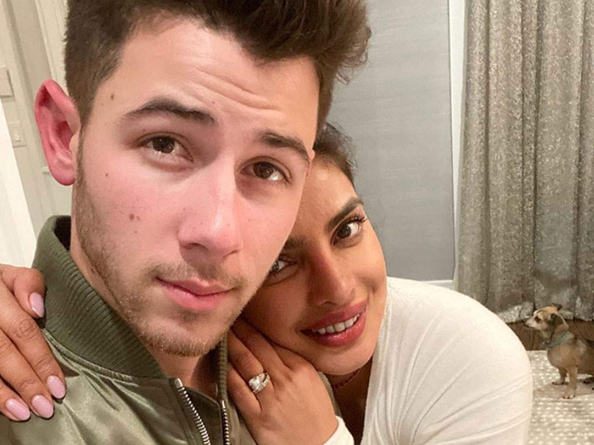 Priyanka Chopra pampers herself at the salon as she heads out for a date-night with Nick Jonas | Hindi Movie News - Times of India