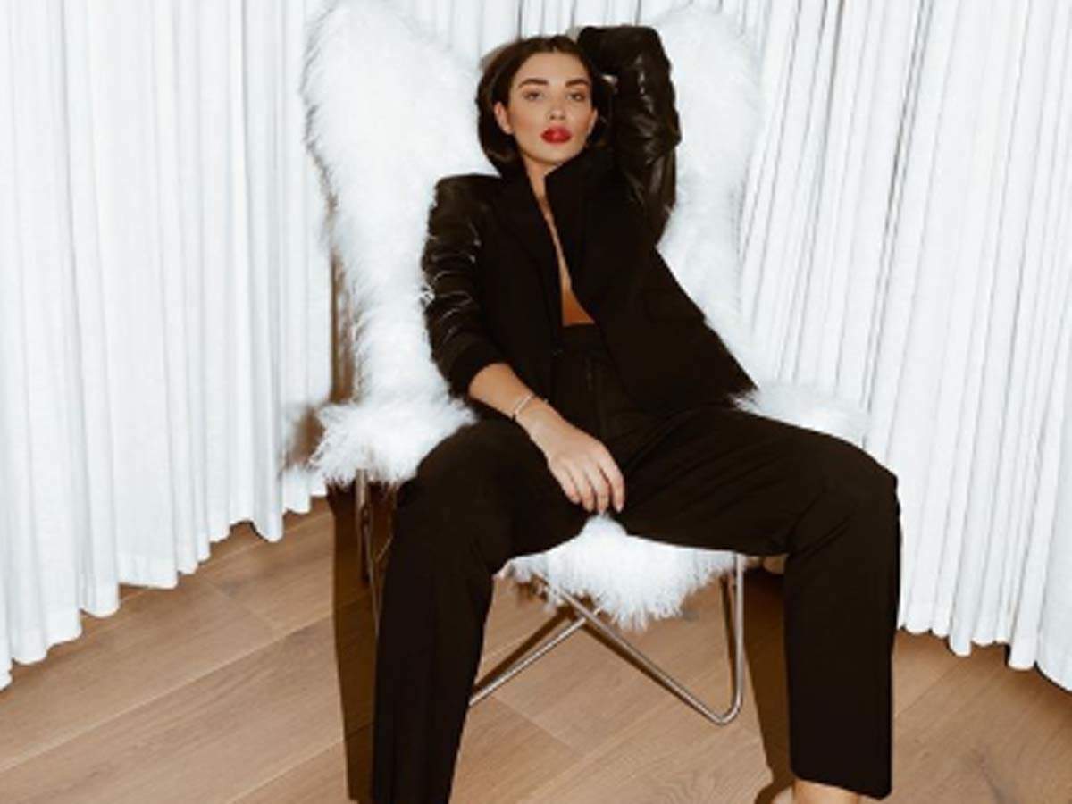 Amy Jackson is setting the mood for the year in THIS picture | Hindi ...