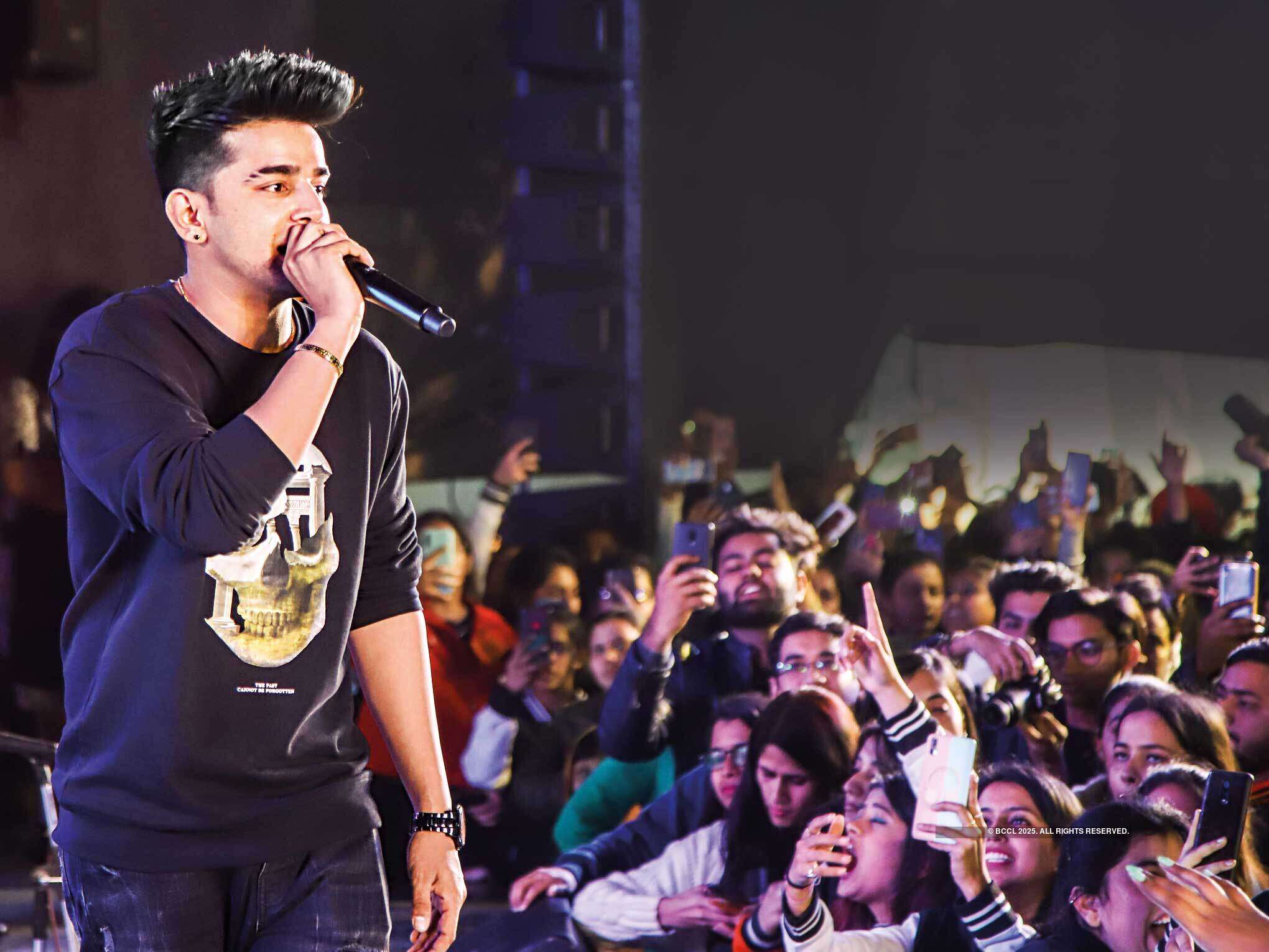 Jdmc Grooves To Jass Manak S Tunes Times Of India