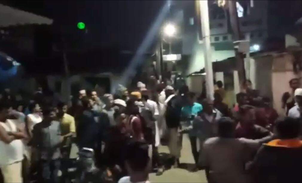 Bhainsa violence: 11 injured in clash between two communities in Telangana's Bhainsa | Hyderabad News - Times of India