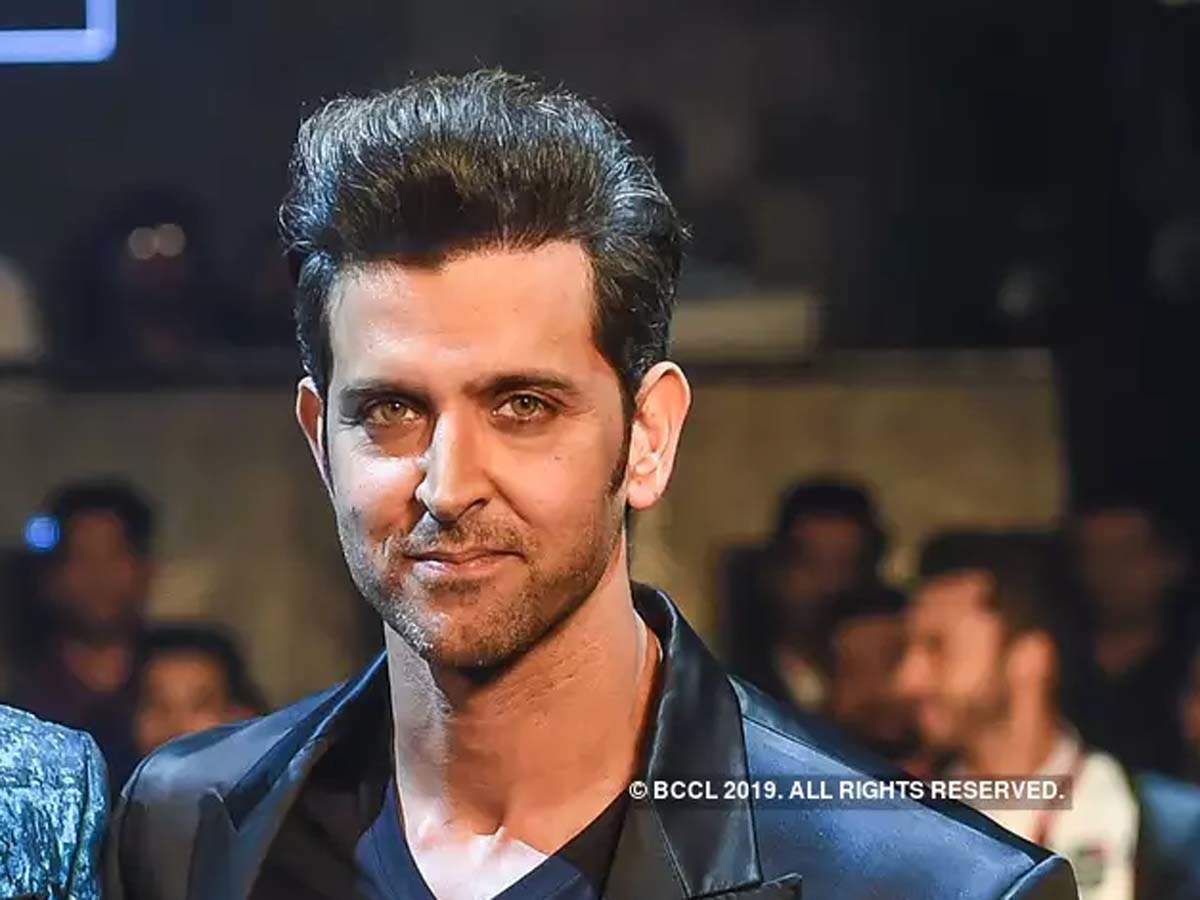 When Hrithik Roshan cried and almost thought of quitting Bollywood | Hindi  Movie News - Times of India
