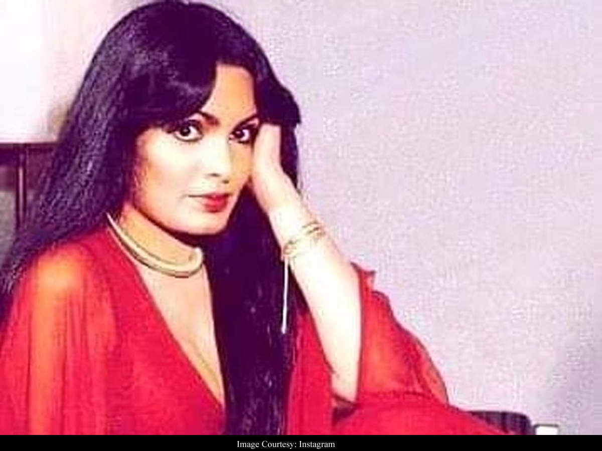 Mahesh Bhatt turns emotional as he remembers Parveen Babi on her death  anniversary: Sometimes memories sneak out of our eyes and trickle down our  cheeks | Hindi Movie News - Times of India