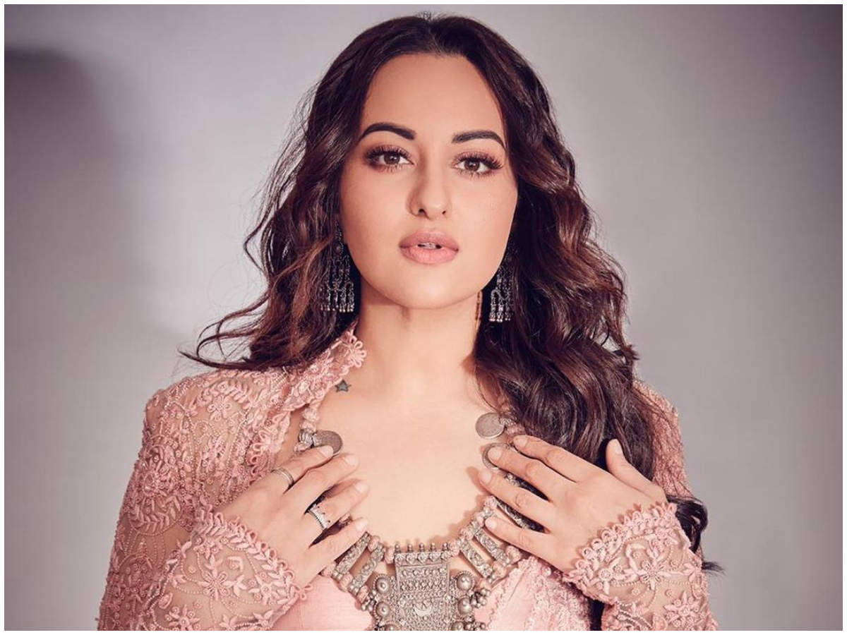 Exclusive! Sonakshi Sinha on her professional life: I have never restricted  myself or differentiated between kinds of cinema | Hindi Movie News - Times  of India