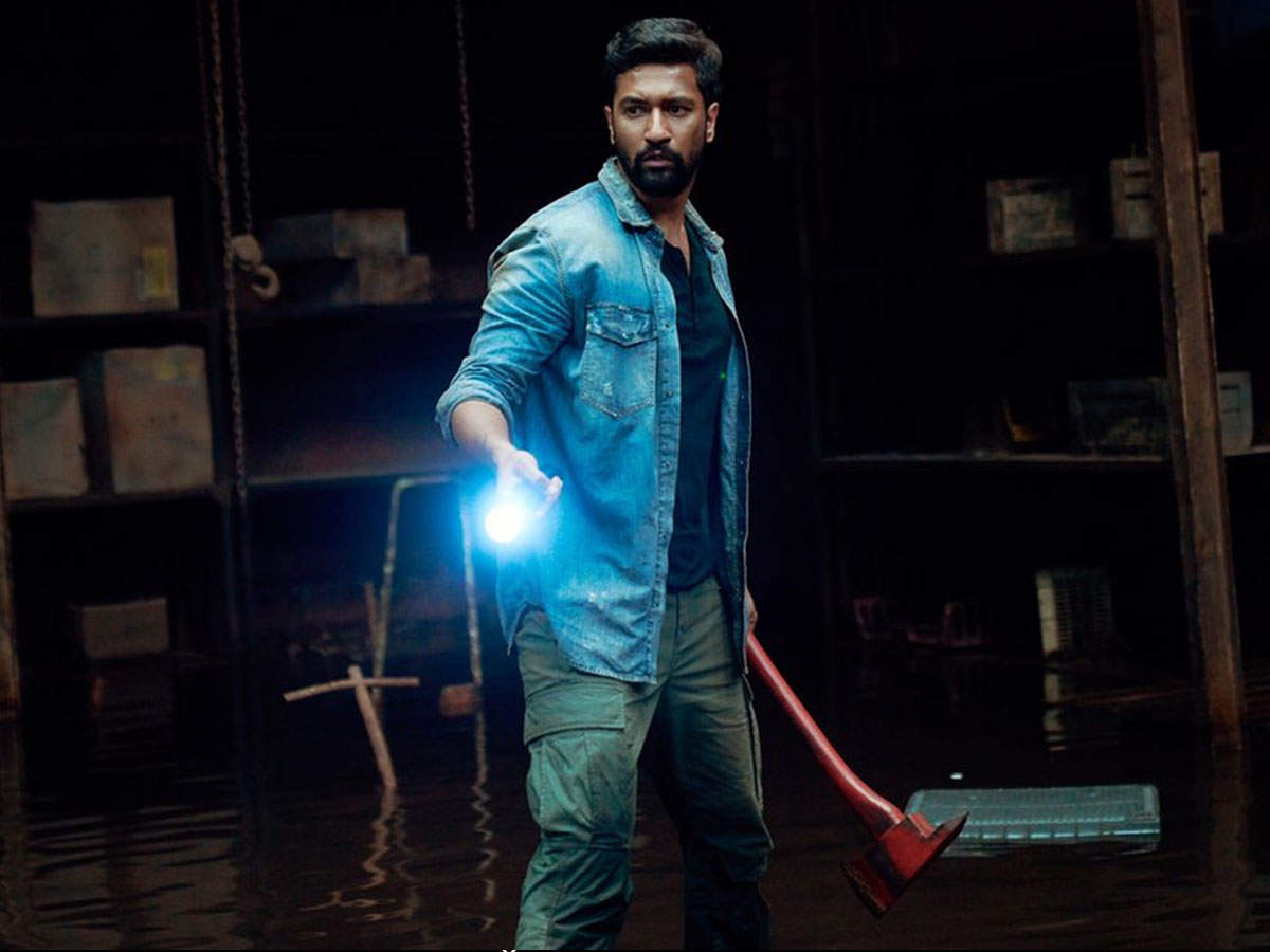 Vicky Kaushal's 'Bhoot Part One: The Haunted Ship' reminds fans of  Hollywood film 'Ghost Ship' | Hindi Movie News - Times of India