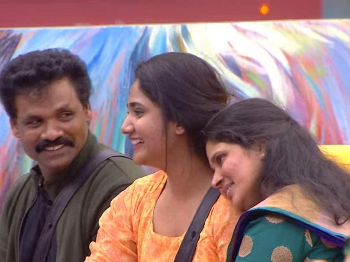 Bigg Boss Tamil 3 fame Losliya shares an emotional note for dad Mariyanesan on his birthday; see post - Times of India
