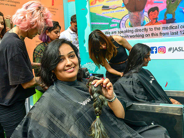 donating coloured hair