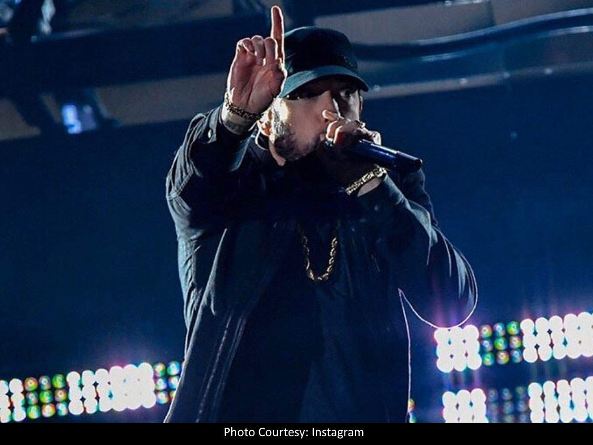 Eminem S Surprise Oscar Performance Gives Way For Hilarious Reactions From Martin Scorsese Billie Eilish And Idina Menzel English Movie News Times Of India