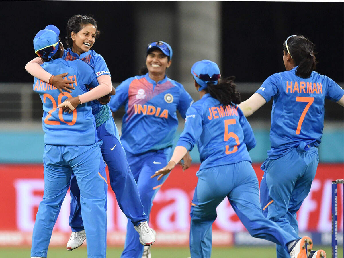 T20 WC Live: Shikha gives India 1st breakthrough