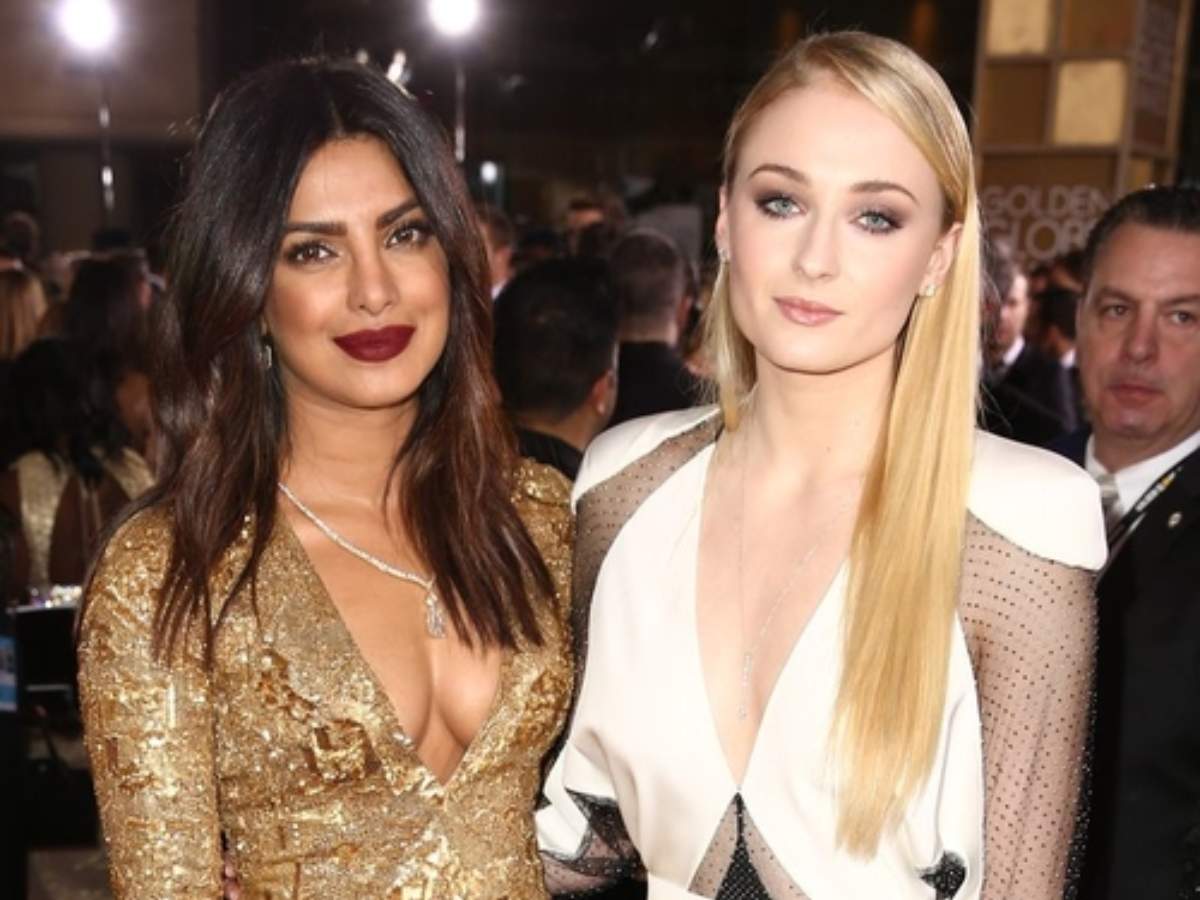 Priyanka Chopra poses with sis-in-law Sophie Turner, both look divine