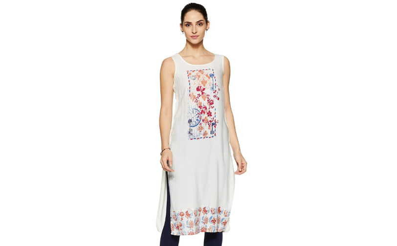 white kurti holi