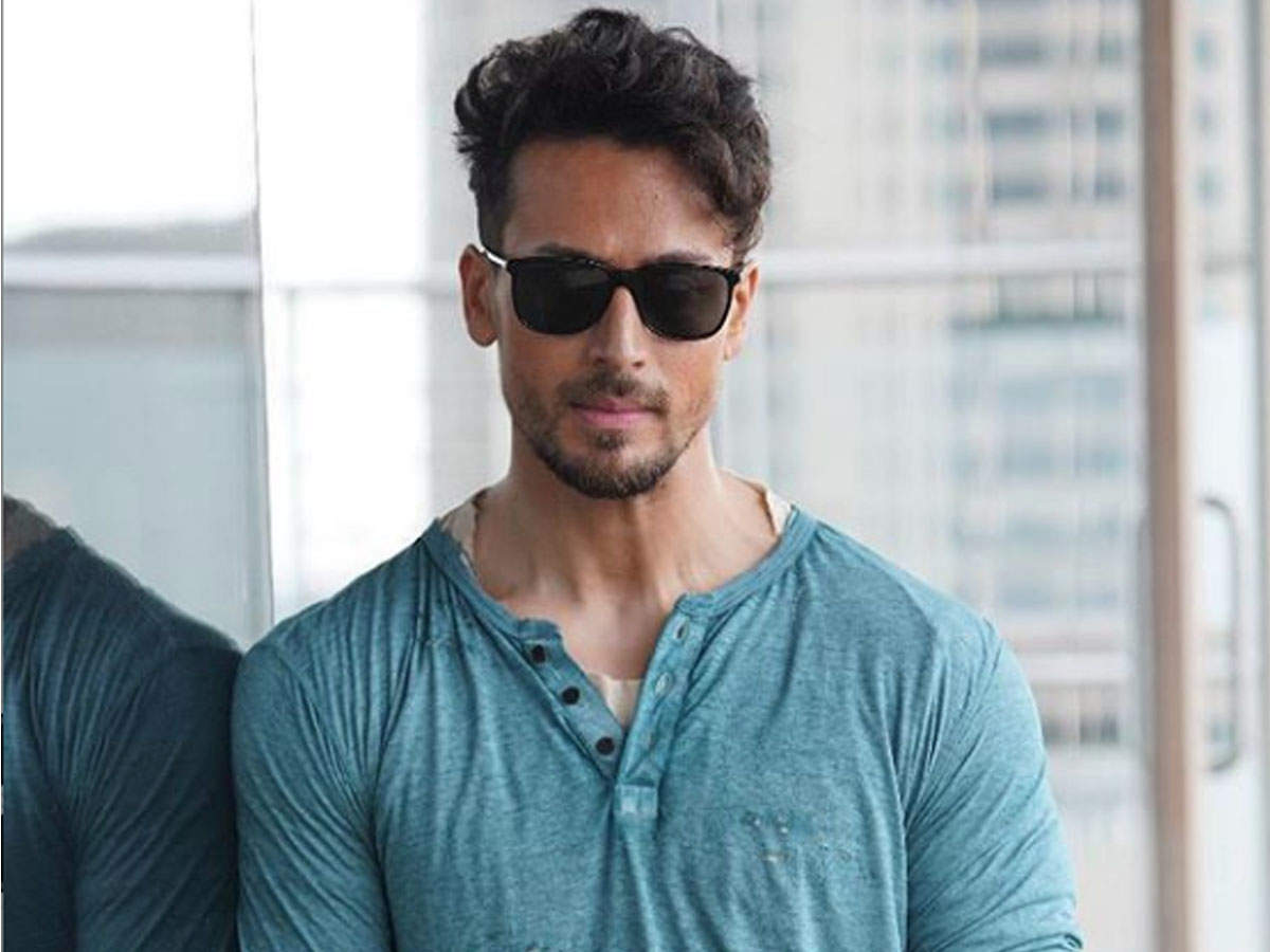 Baaghi 3' actor Tiger Shroff is winning over the internet with his latest  Instagram post | Hindi Movie News - Times of India