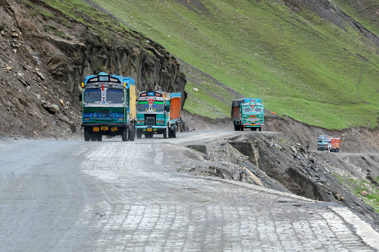 Srinagar-Leh highway likely to open by the end of this month