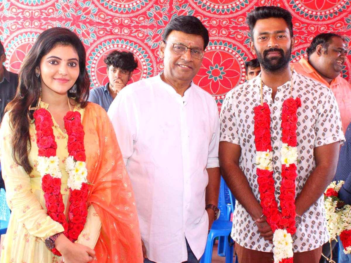 Shanthnu, Athulyas new romcom talks about first night Tamil Movie News photo