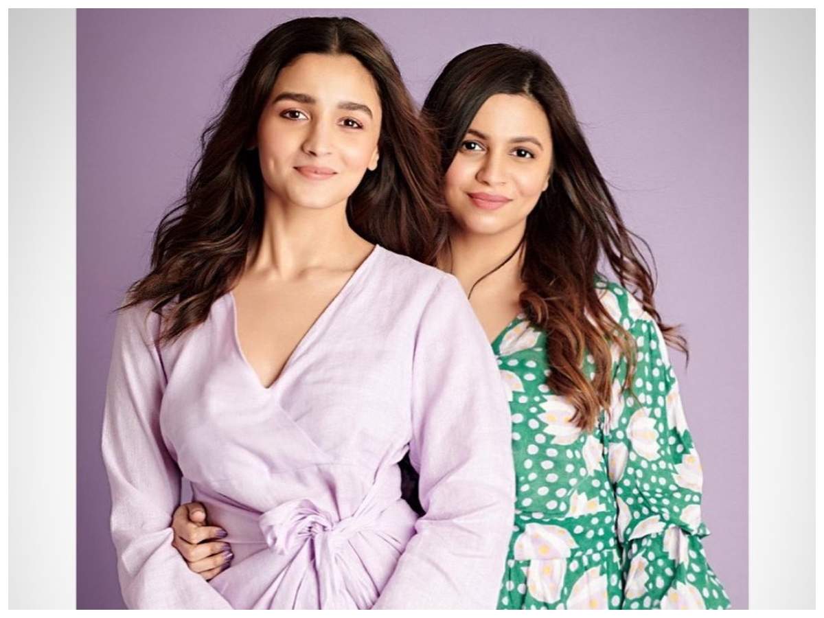 Watch: Alia Bhatt and sister Shaheen talk about their childhood memories,  weird habits and more | Hindi Movie News - Times of India