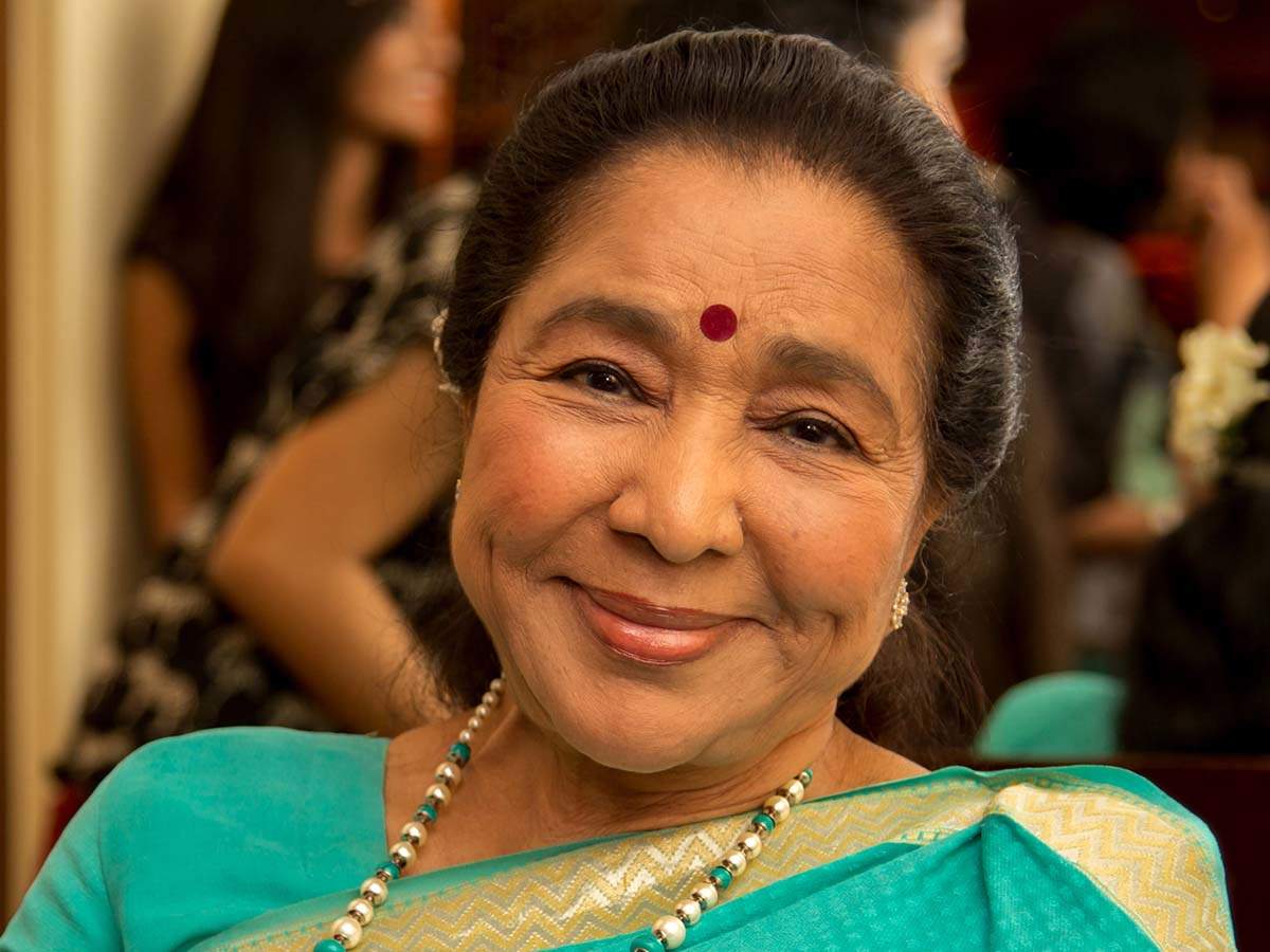 Asha Bhosle spots silver lining as world combats COVID-19 | Hindi Movie News - Times of India