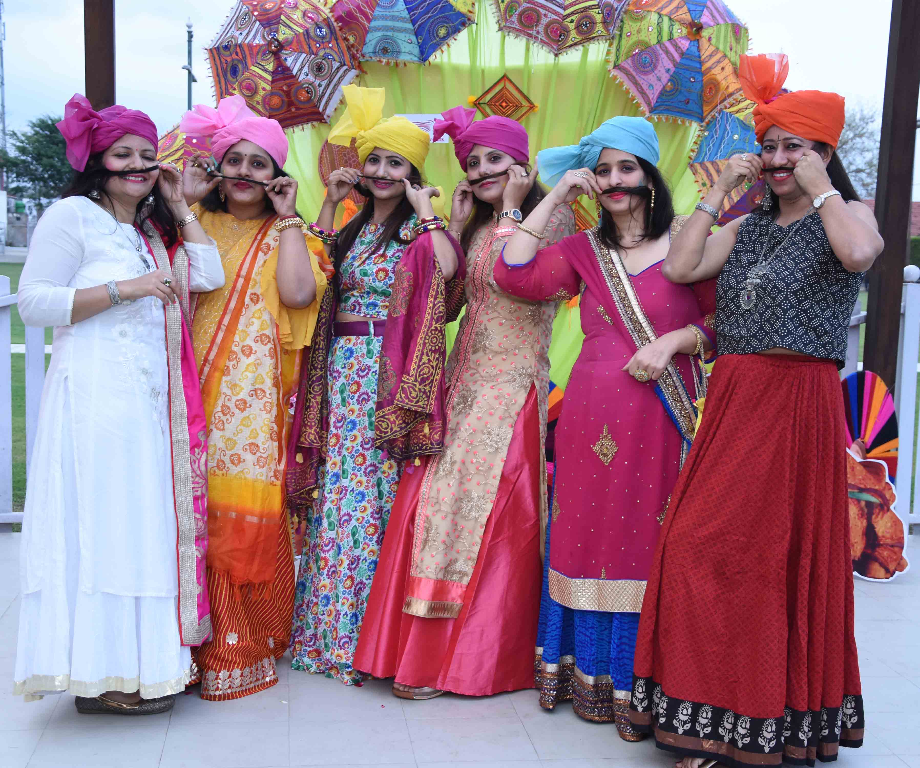 Top more than 118 kitty party dress ideas super hot seven.edu.vn