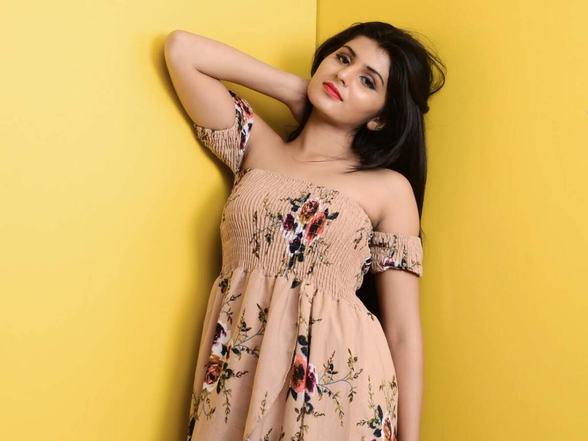 There is a lot of difference between how an experienced actor and a newbie  like me is treated: Gattimela actress Sharanya Shetty - Times of India