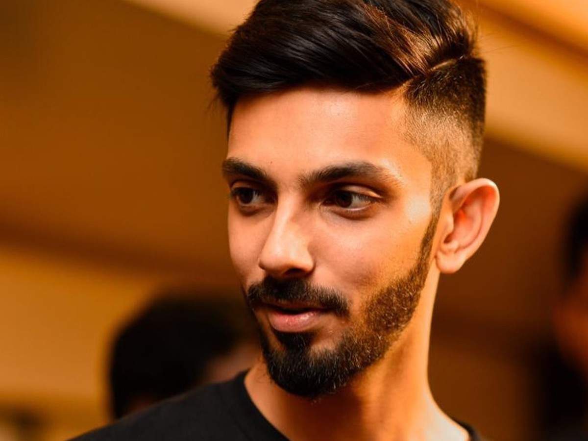 Do You Know? Before becoming big in cinema, Anirudh Ravichander used to  play the keyboard at THESE events | Tamil Movie News - Times of India