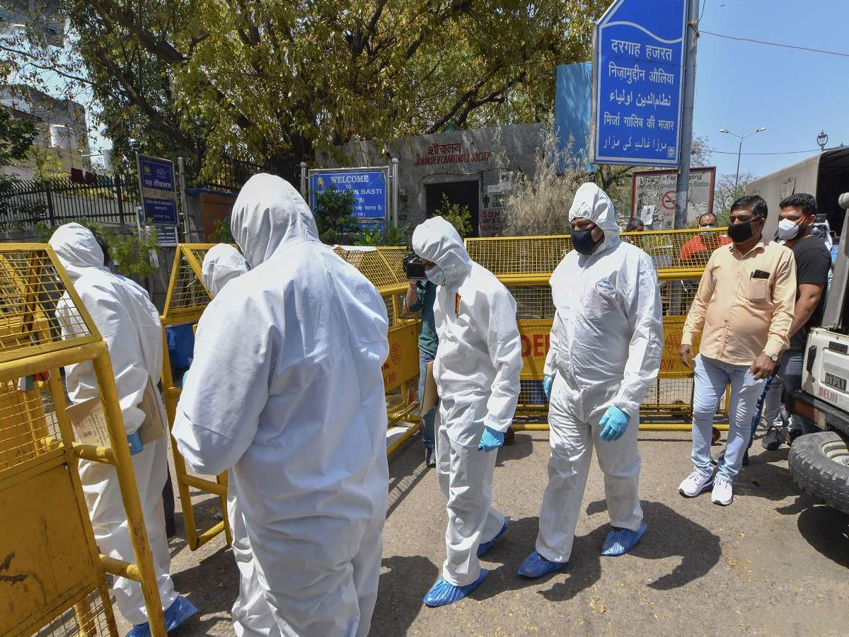 Forensic officials arrive at Nizamuddin Markaz in Delhi to conduct an investigation (PTI photo)