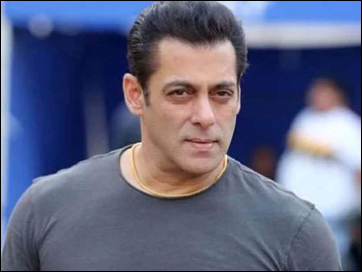 After helping 25,000 daily wage workers, Salman Khan extends help to 50  female ground workers in Malegaon | Hindi Movie News - Times of India