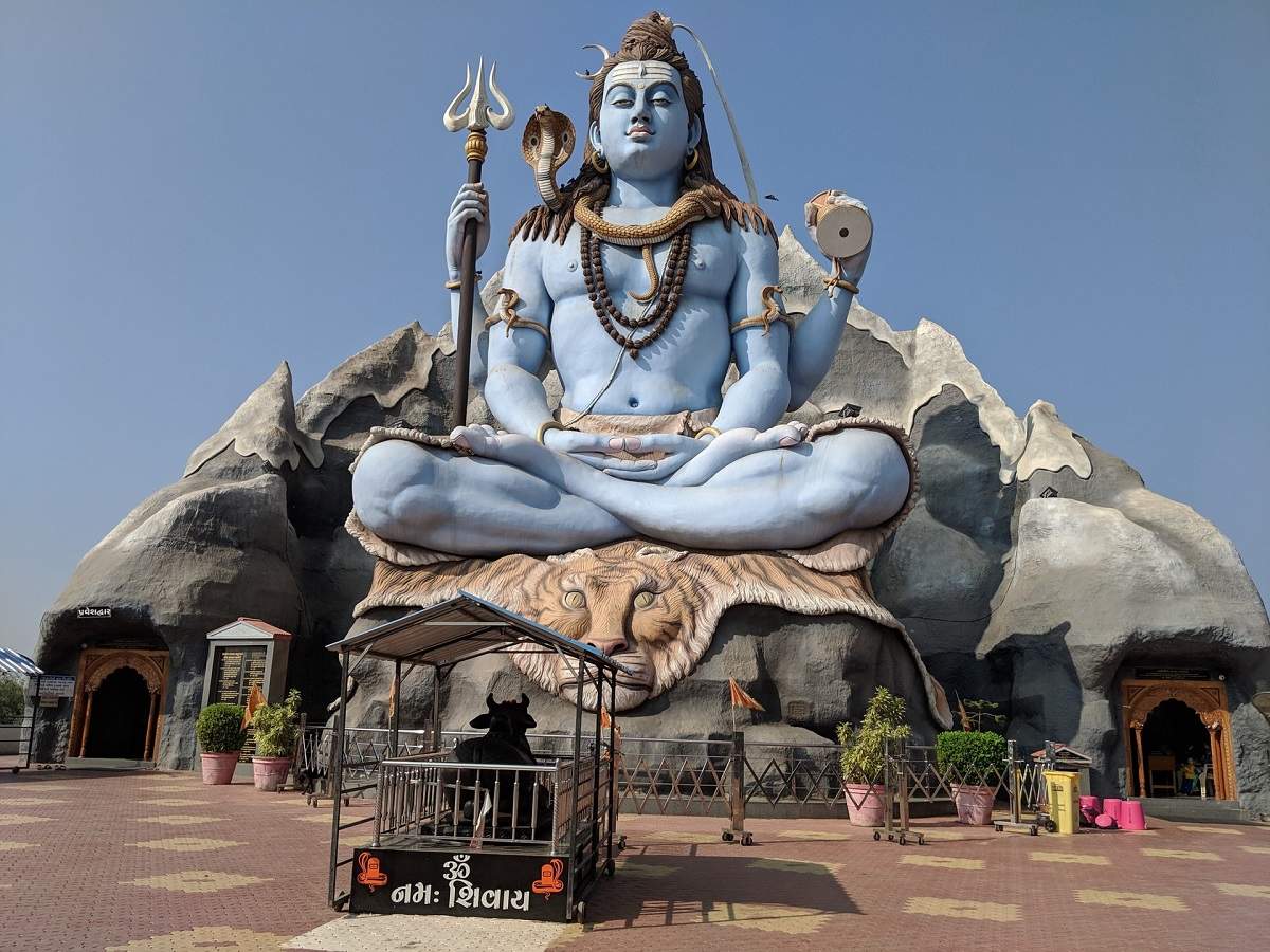 Har Har Mahadev: Benefit and significance of worshiping Lord Shiva - Times  of India