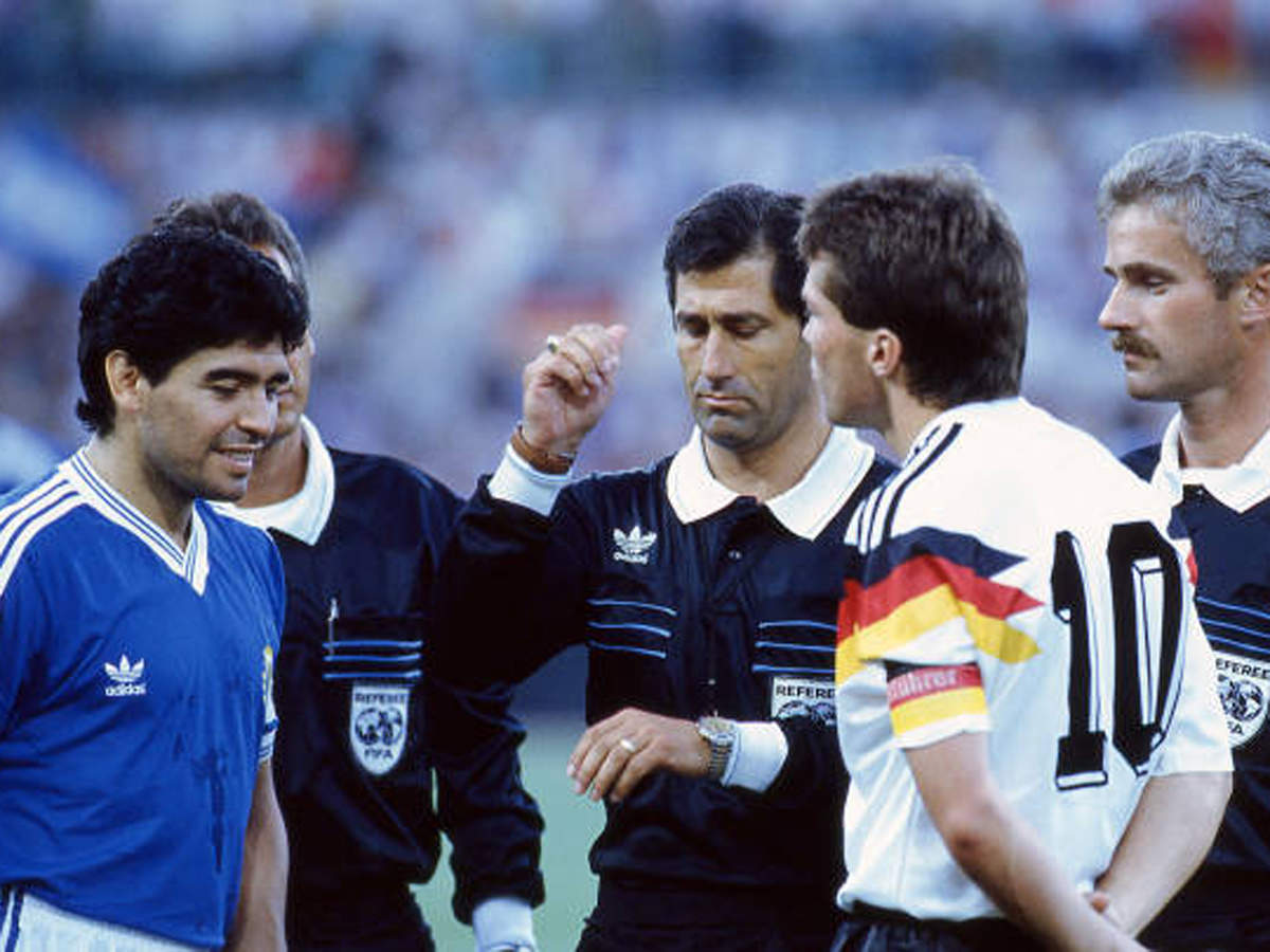 Could Ve Sent Off Maradona During Anthems 1990 Wc Final Referee Football News Times Of India