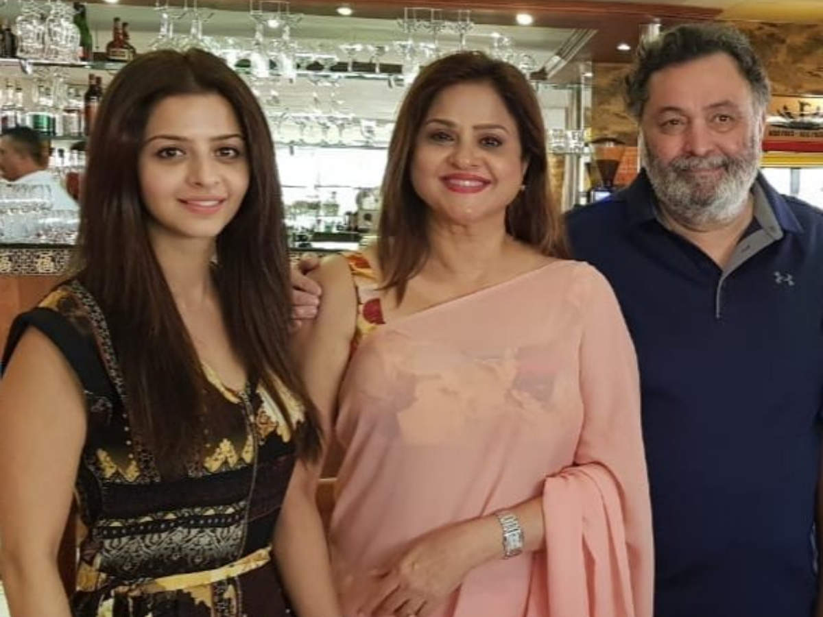 I feel so lucky to have worked with Rishi Kapoor sir: Vedhika ...