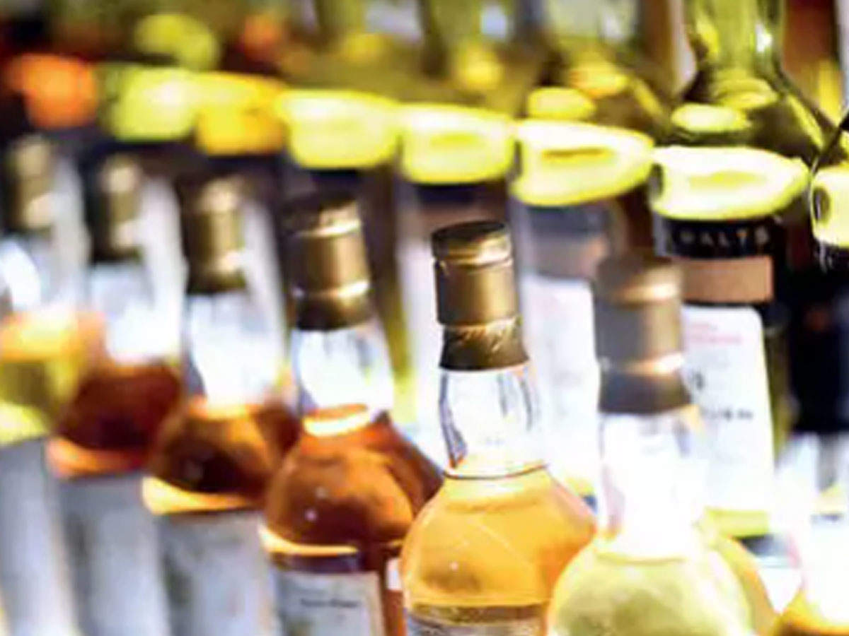 Kerala: Five held in Ernakulam for brewing illicit liquor | Kochi News -  Times of India