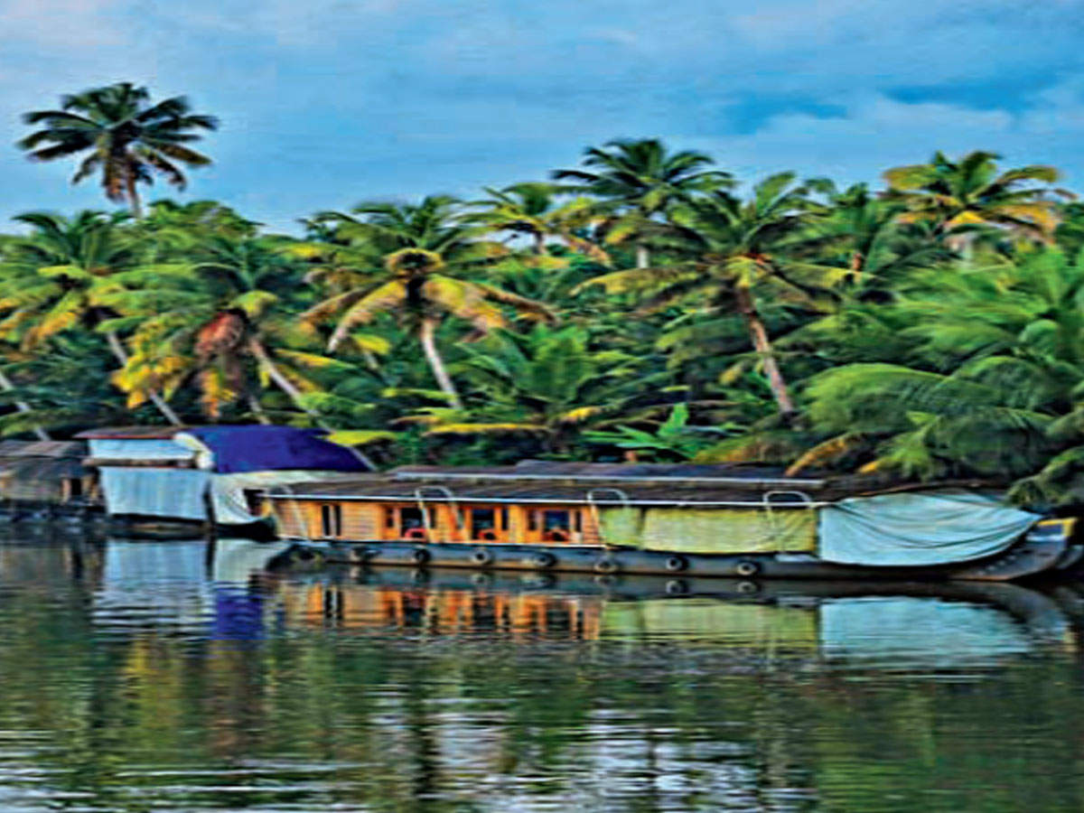 The resorts in the popular tourist destination Kumarakom are set to welcome expatriates who would not mind spending that extra buck for staying isolated in plush lakefacing properties.
